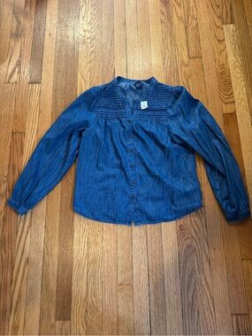 GAP Women’s' Blue Denim Button-Front Top, NWT, Size S